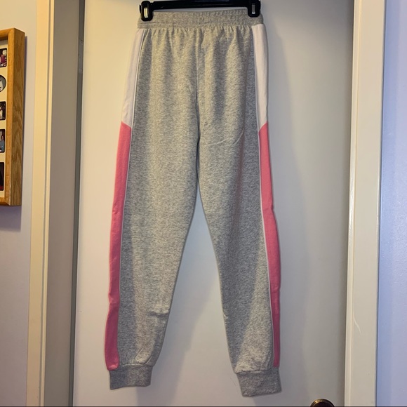 GARAGE | Sweatsuit - Picture 5 of 6